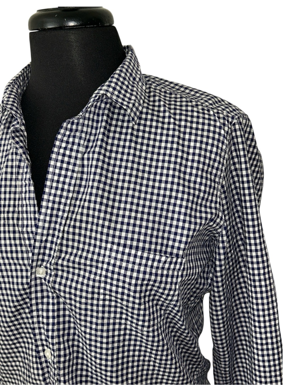 Frank & Eileen Navy and White Gingham Button-Down Shirt. Size Large. 100% cotton - Picture 2 of 6